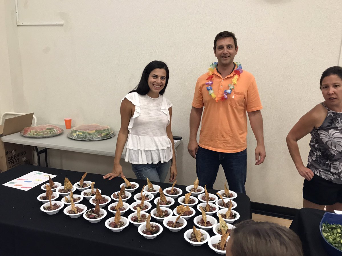 ihmcougars's tweet photo. 🌺Taste of Aloha Luau 🌺what a night!🌺authentic 🌺delicious 🌺community🌺#ihm❤️#whatdoyoumeanitstimetogohome https://t.co/4b0zTblFha