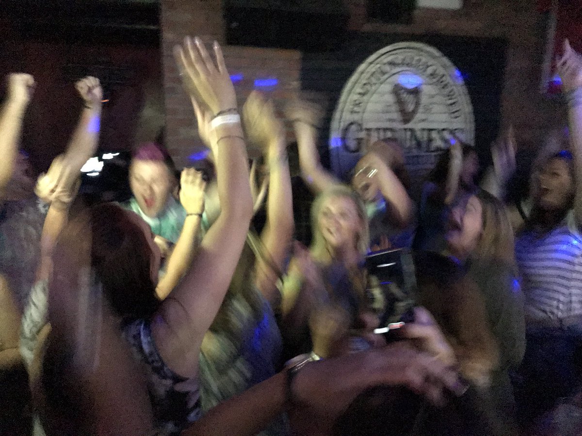 JoshuaTreeDJ's tweet photo. #UPshow #joshuatreeeast https://t.co/Vb5Fu5Tc7p