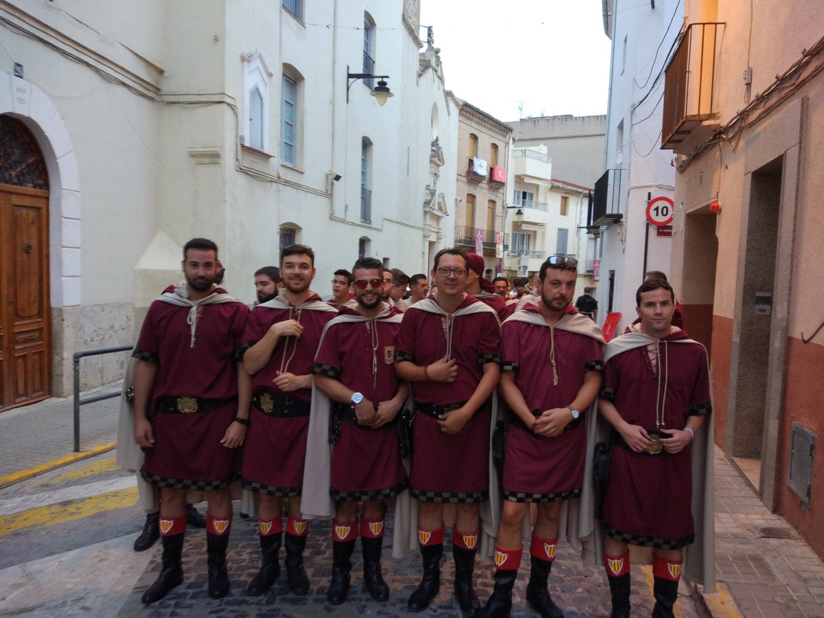 CidesOntinyent's tweet photo. Bon dia #Ontinyent !!! #Diana #MiCOnti17 https://t.co/l4a1ctPlgA