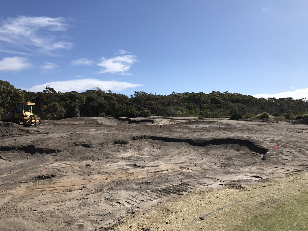 golfshapes's tweet photo. New 4th green complex coming together @st.michaels https://t.co/4GjBSb7XgV