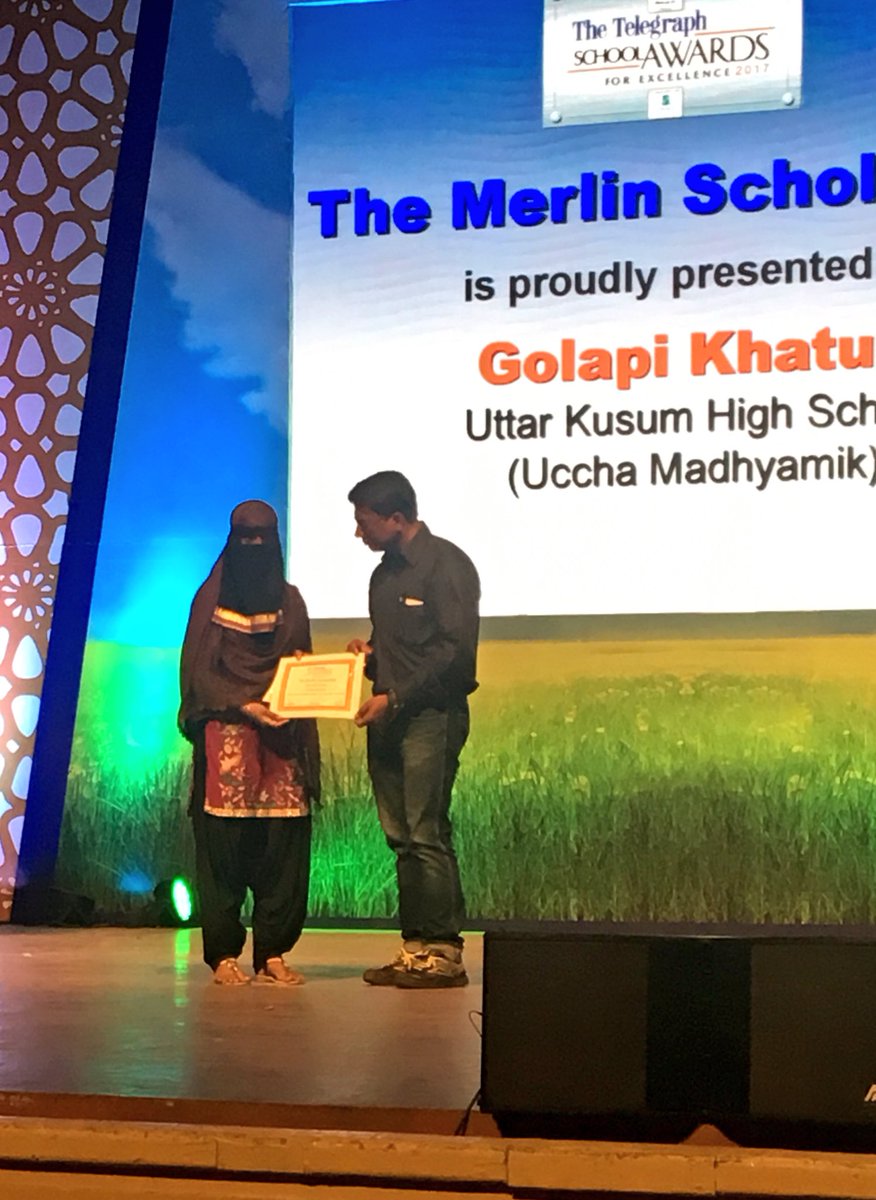 MetroTelegraph's tweet photo. Golapi Khatun, who was attacked with acid 17 days before her higher secondary exam, receives The Merlin School scholarship #TTSA2017 https://t.co/9vGZ8uWrAb