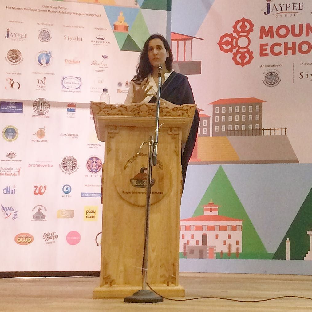 mountainechoes's tweet photo. Malika Verma Kashyap talking about the excellent sari series
#fashion #mountainechoes #bhutan #borderandfall #lit… https://t.co/HlgEn0yRaQ https://t.co/3nYvYcoyWu