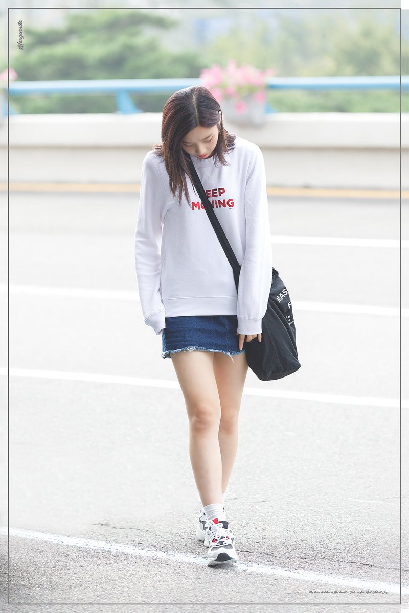 sosdbe's tweet photo. โฮววดูดีจังค่ะ ดูเป็นสปอร์ตเกิร์ลมาก https://t.co/bKO5MVihoS