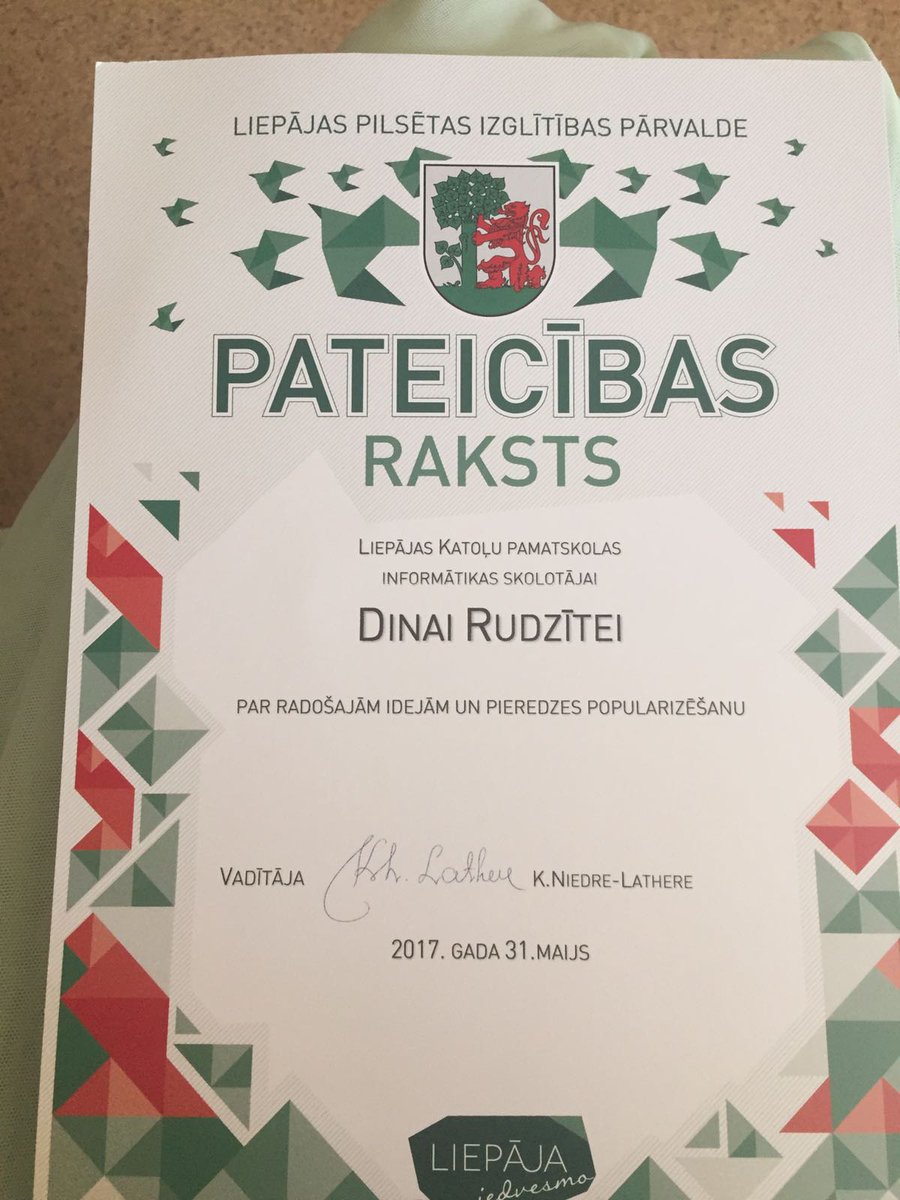 Katoluskola's tweet photo. Mūsu sk.Dina- radoša informātikas skolotāja! https://t.co/zXi7habxt8