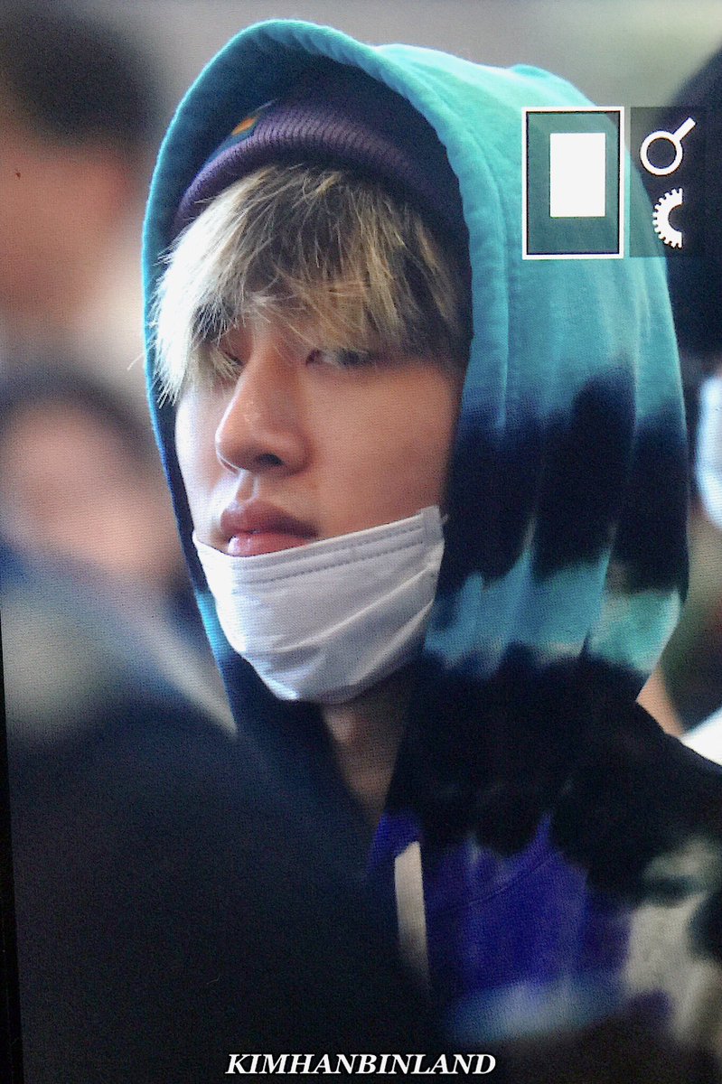 170826 김포출국 
#iKON #BI #김한빈 #바아이