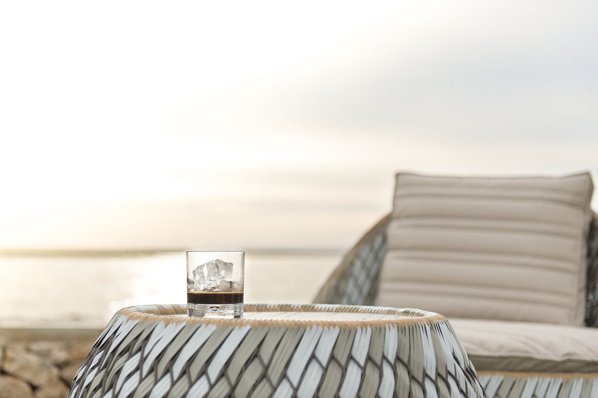 QuartaCaffe's tweet photo. Dall'alba al tramonto. Quarta Caffè in ghiaccio.
 #quartacaffeinghiaccio #coffetime #summerinstants https://t.co/yNA140FkrM