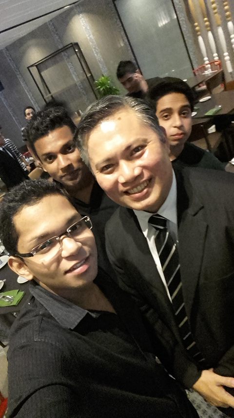 jmathew1971's tweet photo. Quality time with the Ex.General Manager of Hotel Eqauatorial,Penang.😇 https://t.co/NbhsAyJdje