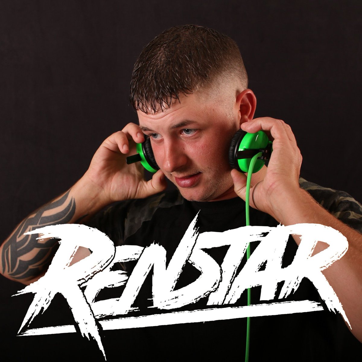 DjRENSTAR's tweet photo. Get in touch for booking's!
#RENSTAR #CoreUnity #UkHardcore #Hardcore #Music #LetsDoThis #NewProfilePic https://t.co/LwfbxvLxju