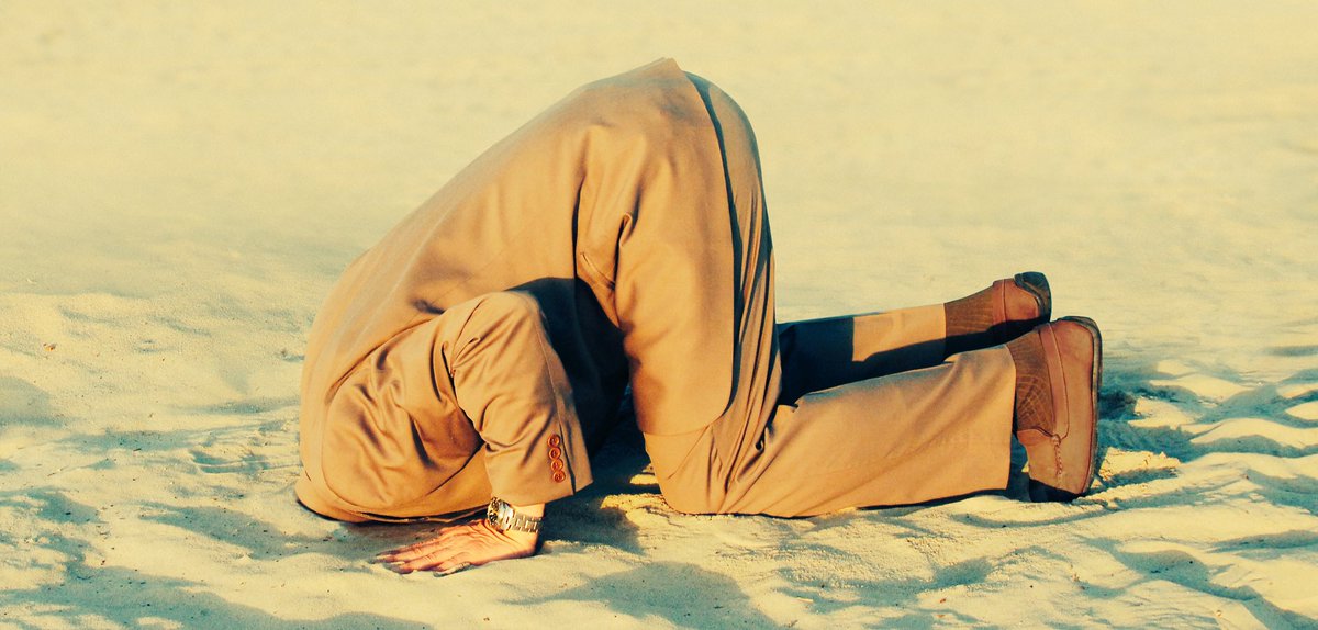 Fersk undersøkelse sier at Over halvparten av norske ledere ikke tror #GDPR gjelder deres virksomhet.. Vokne folkens <a href="/rctorp/">rtorpen@pm.me</a> <a href="/Datatilsynet/">Datatilsynet</a>