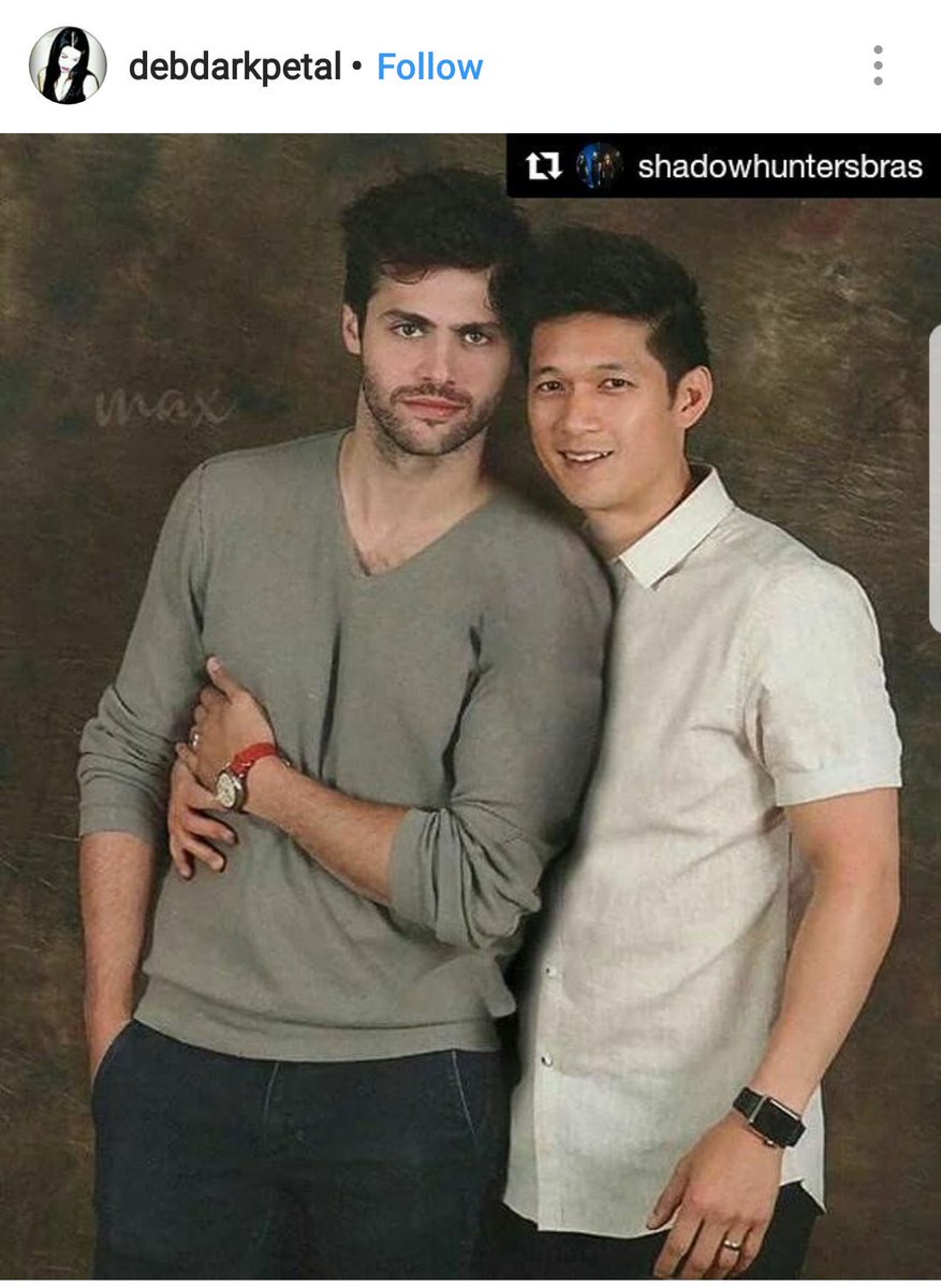 DarksideUk's tweet photo. Just came across this photo in Instagram.... 😍😍😍😍😍 how come Matt has got a ring on? Both Gorgeous ...#MALEC https://t.co/Y210hC60WV
