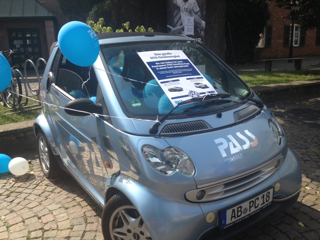PASSevent's tweet photo. @g Es gibt hier so einiges zu gewinnen. Auf zum Stadtfest! #passbuehne https://t.co/ua1mH5kIe0