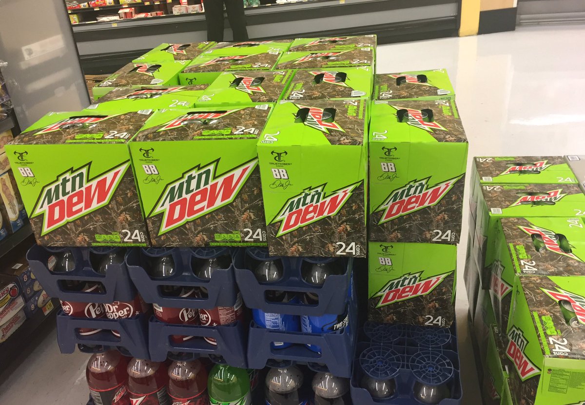 DaleCaller88's tweet photo. Anyone else excited @MountainDew #Camo is back in stores - #OfficialDaleCaller is 🏁
@DaleJr @TeamHendrick @nascar #nascar #DaleCall #NW88JR https://t.co/WxRzDUamYm