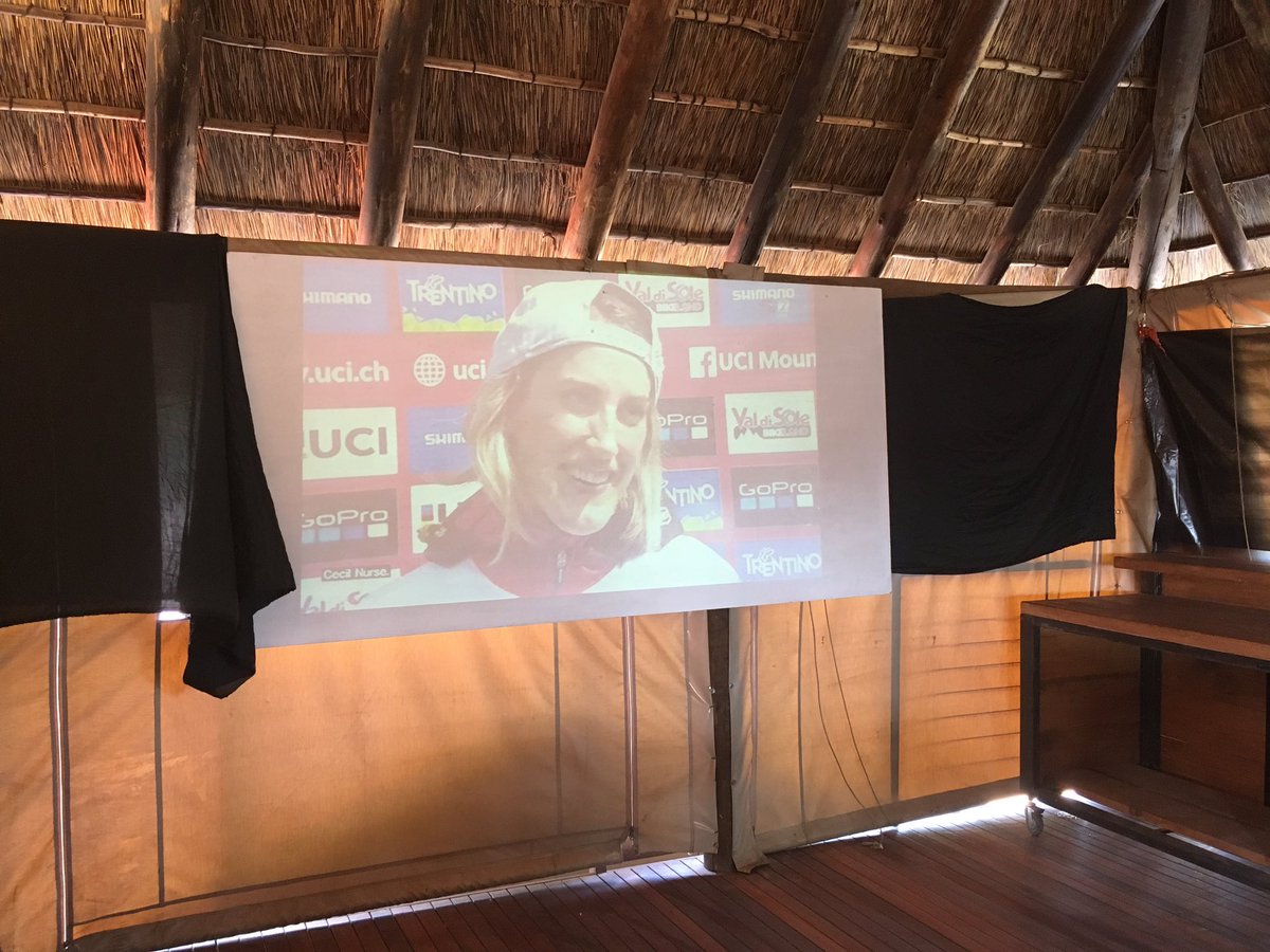 The downhill is on the big screen at the PWC Bike Park. Come and join us. Beer and pizza for sale. #downhill #valdisoleworldcup
