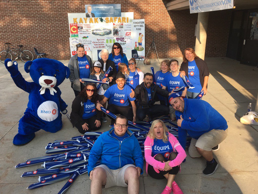 fredlovespink's tweet photo. WII arrive at the crack of dawn to recognize Betty Riel with team Huntingdon for her paying it forward #Inspired https://t.co/Bv38QmdSoP