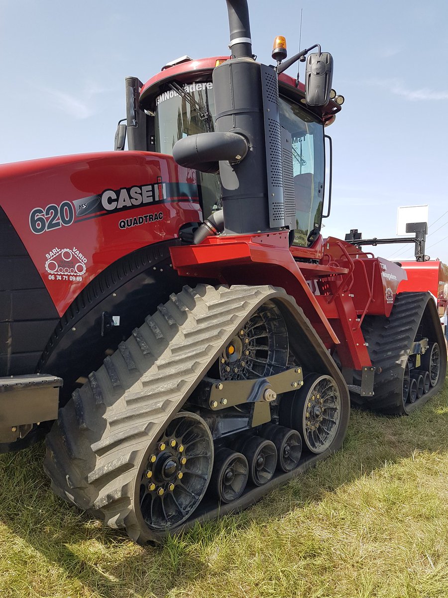 jrcazeneuve's tweet photo. Allez à Gascogn'agri vitrine de la richesse agricole du Gers et du dynamisme des #JA .Entre tradition et innovation #fdsea32 https://t.co/RTq950carX