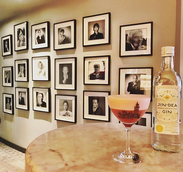 How many celebrities can you guess from the famous wall at <a href="/HushMayfair/">Hush Mayfair</a>?
 #ginlover#ginstagram#drinks#ginspiration#hush#celeb 📷: <a href="/jindeagin/">Jindea</a>