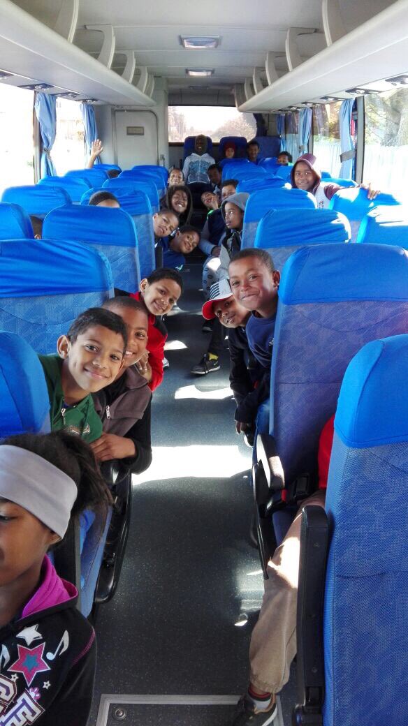 Sportinchance's tweet photo. Thanks @DHLAfrica @THESTORMERS @WP_RUGBY #Newlandsexperience #Dreamscomingtrue #playersbus https://t.co/48F2wGu97n
