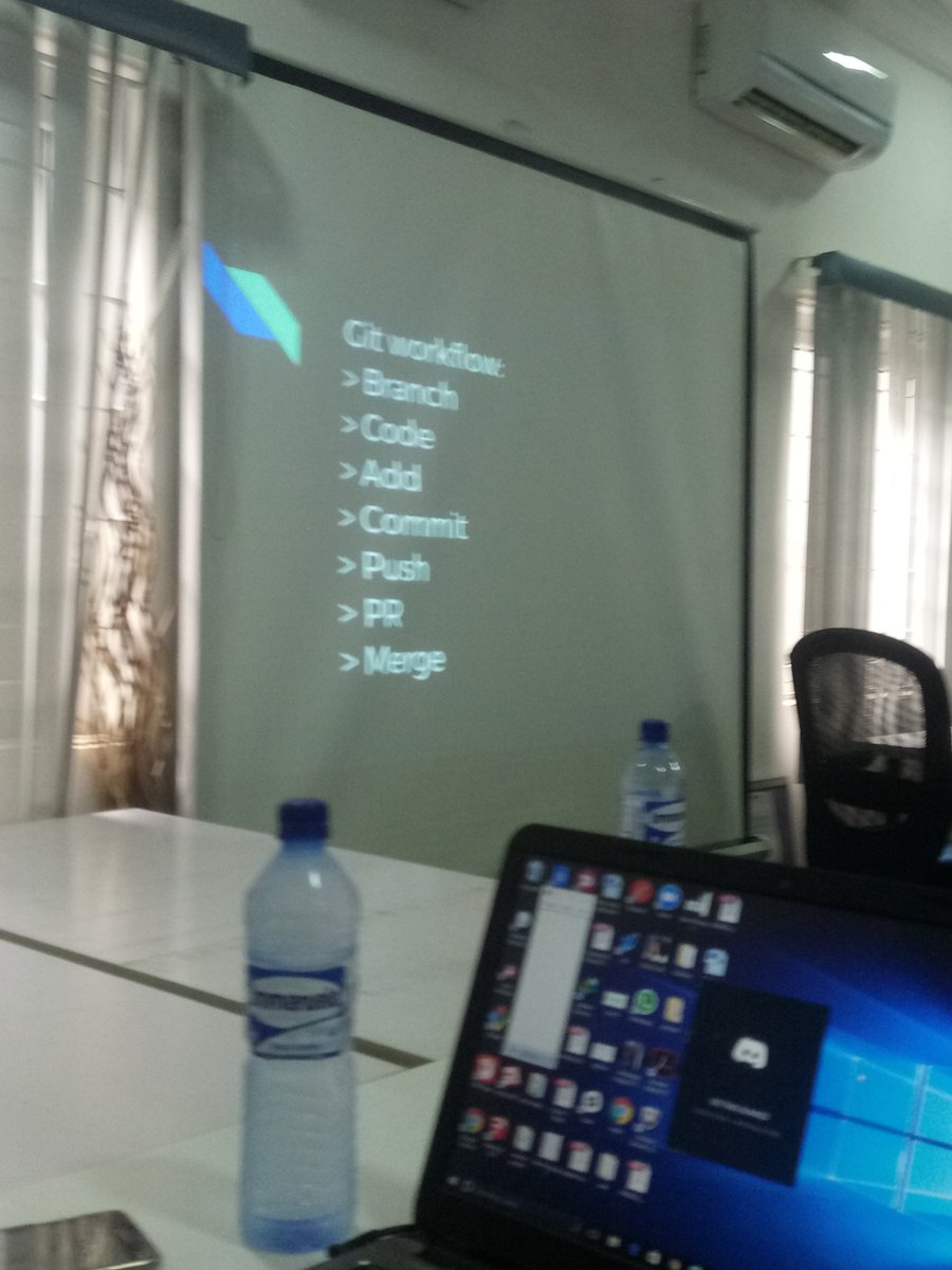 _teenoh's tweet image. Git workflow @kingisaac95 @freeCodeCamp #coffeencode