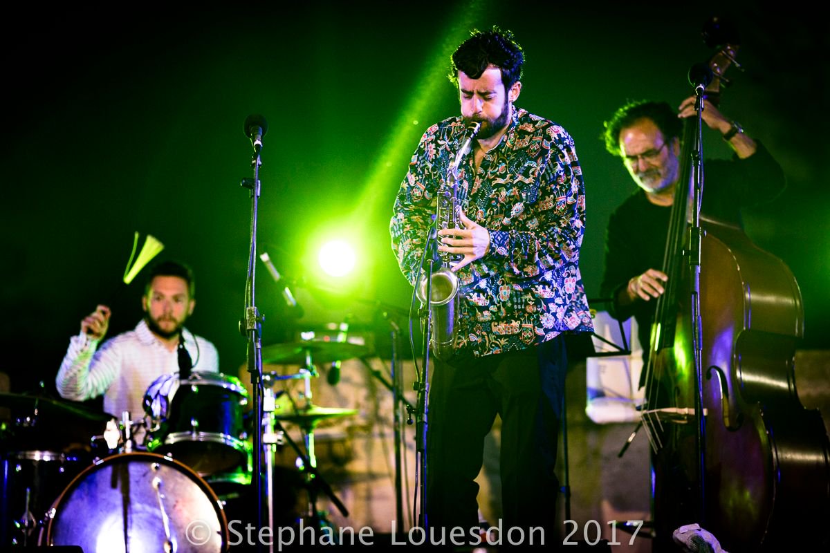 LouesdonPhoto's tweet photo. La Bejazz at the 20th Gnaoua festival in Essaouira
#labejazz #gnaoualive #essaouira #mywork https://t.co/yAAeC0U51z