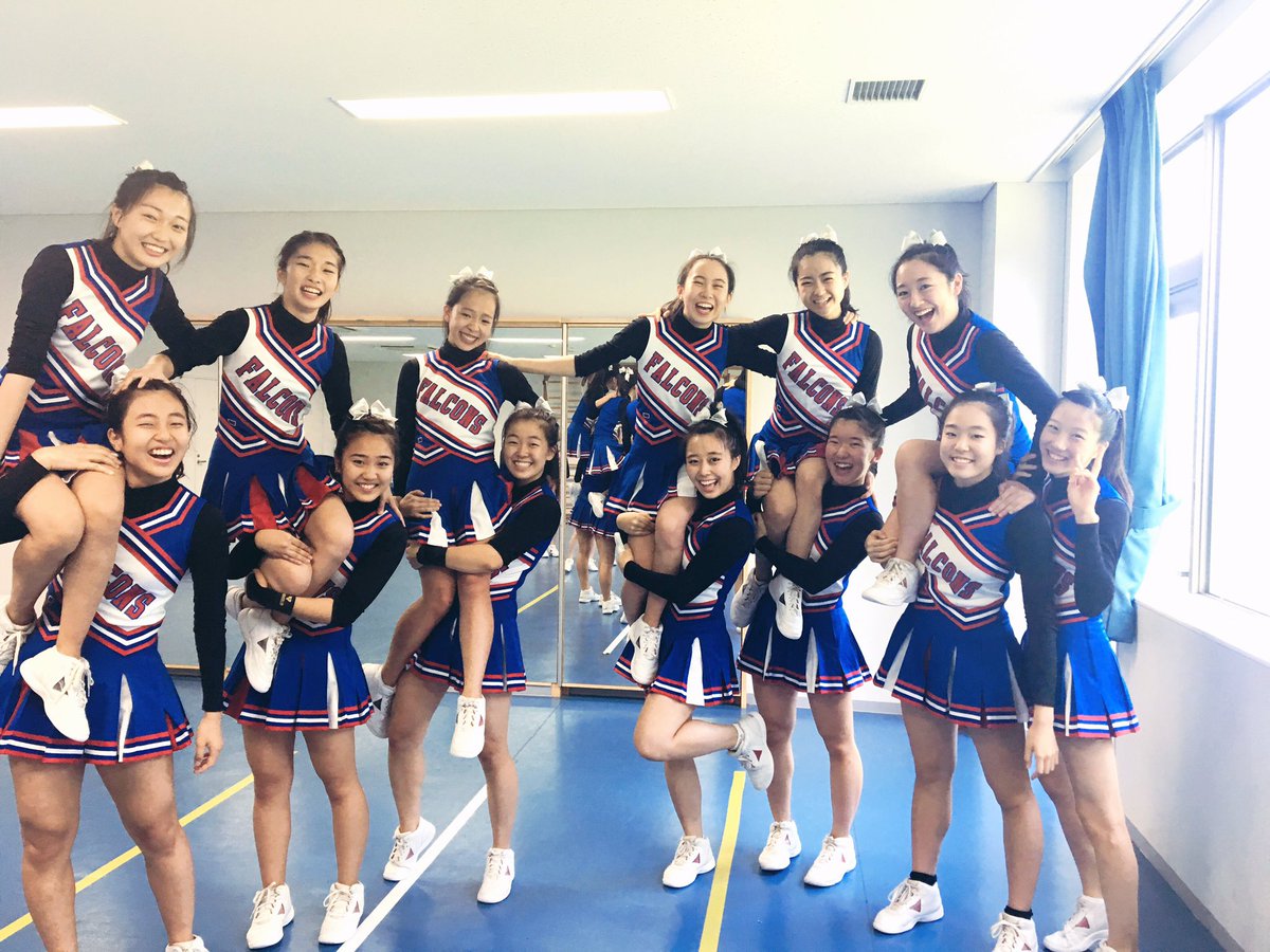 falcons_27th's tweet photo. 本日、ガイダンスにてミニ公演をしました💖
1年生にとっては初ユニフォームに初舞台!  緊張した中の演技でしたが、お客さんの温かい拍手もあり、無事に終えることができました!  ありがとうございました
今日でICUHS入��たくなった子たくさん増えたといいな🦀 
#ICUHS41st https://t.co/PCpebYIBnB