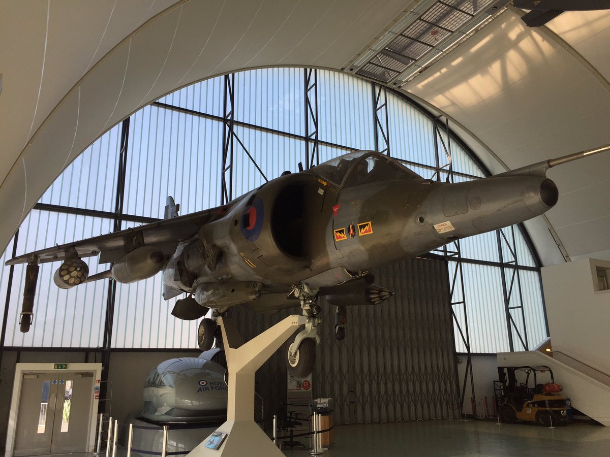 LondonAD1's tweet photo. Harrier @RAFMUSEUM London https://t.co/6frZTFmOvV