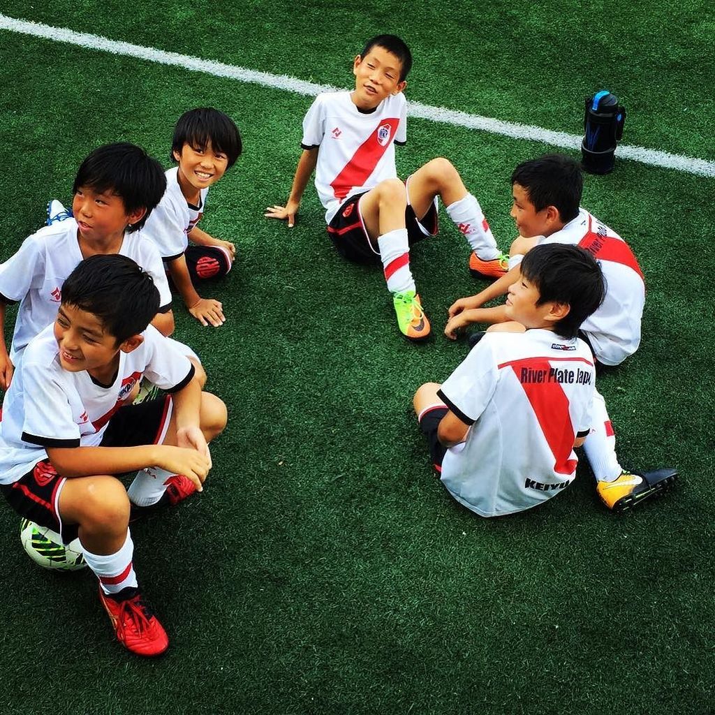 RiverJapan's tweet photo. 試合前のリラックス
サッカースクール.jp
#サッカースクール #サッカー #サッカー少年 https://t.co/cfWZRCEWZR https://t.co/9pn7dPcFXv