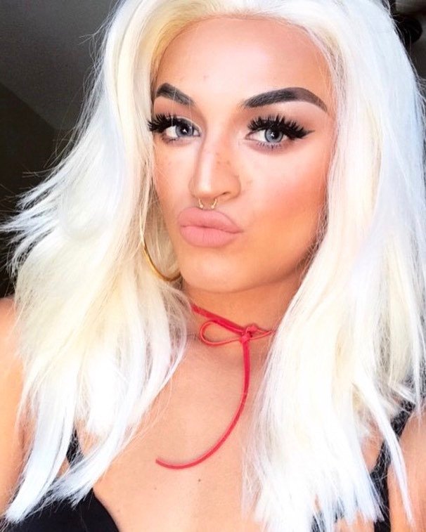 *debates changing anahí's fc to this bab*

like pabllo pls