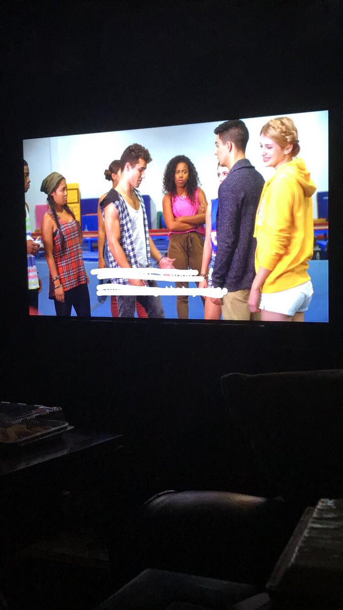 yoitsrana's tweet image. when you can't sleep so you watch @FullOutMovie for the thousandth time. You guys inspire me so much! @SarahFisher28 @TheAnaGolja i love it💓