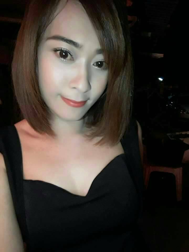 bkkescortgirls's tweet photo. Meet our new teenage Thai escort in Bangkok. Available for erotic massage, girlfriend experience and fetish services https://t.co/sdf4EK5F2J https://t.co/GHJryC48EC