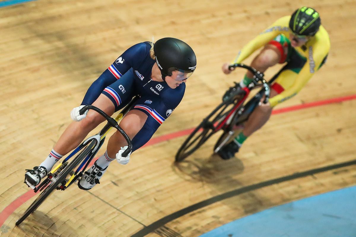 [Stat] <a href="/gros_mathilde/">Mathilde_GROS</a>, première 🇫🇷 championne du monde U19 Piste depuis 2013, <a href="/Ben__Thomas_/">Benjamin Thomas</a> et <a href="/MelissandrePain/">Mélissandre Pain</a>. #Montichiari2017

📷  UCI