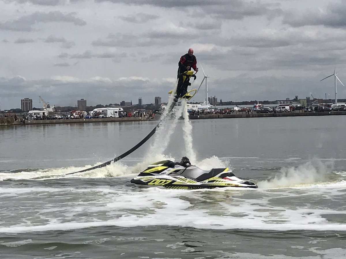 FLYBOARDFUN's tweet photo. It's bank holiday weekend come and watch FlyboardFun on Marine Lake new Brighton, Watch the spills and the splashes and have an ice cream https://t.co/jDKImI6FZ7