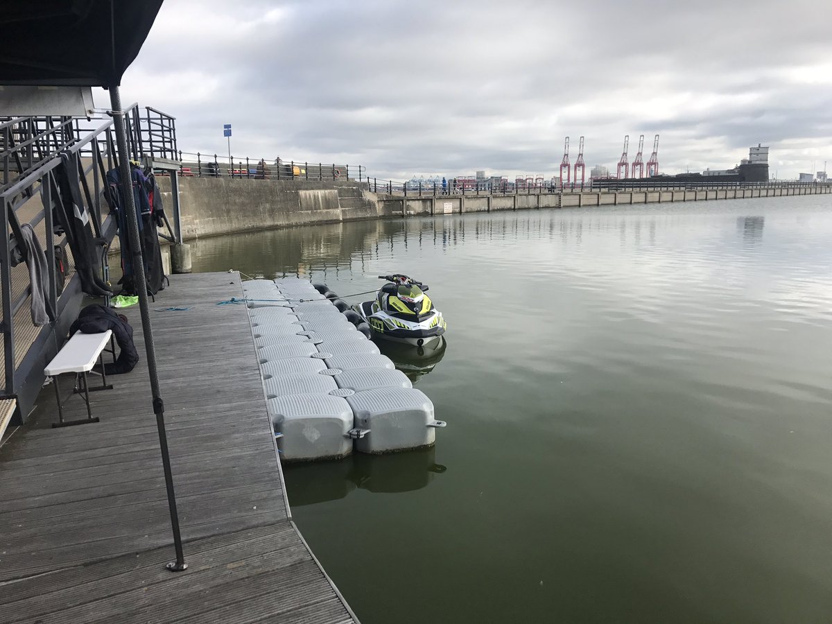 FLYBOARDFUN's tweet photo. It's bank holiday weekend come and watch FlyboardFun on Marine Lake new Brighton, Watch the spills and the splashes and have an ice cream https://t.co/jDKImI6FZ7