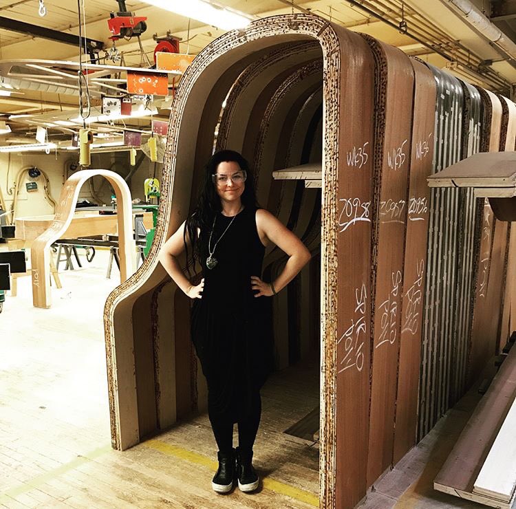 SteinwayAndSons's tweet image. We were delighted to have @AmyLeeEV visit our NY factory to see the #Steinway piano she'll be taking on tour @evanescence.
