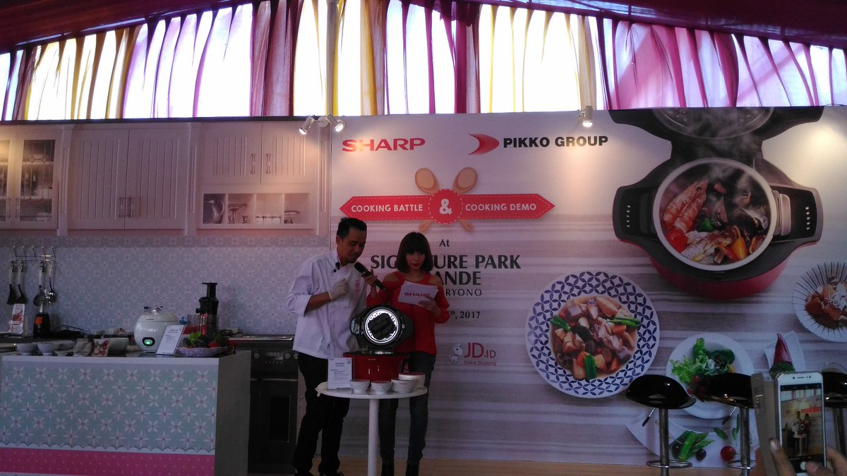 aidul_fitri's tweet image. #sharpcookingclub sudah mulai berkreasi dengan menggunakan Sharp Healcio 
@sharpcookingclub
@signatureparkgrande