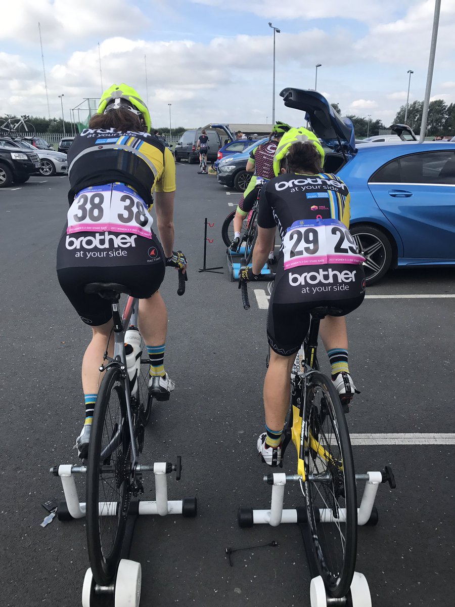 Warming up for <a href="/McrWheelers2Day/">Wheelers Racing</a> <a href="/BrotherCycling/">Brother UK Cycling</a> #atyourside