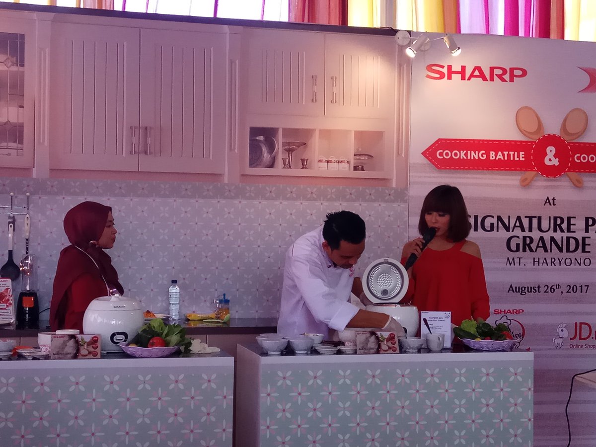 sallyfauzi's tweet image. Resep kedua, Chef Deny masak Rissotto, menggunakan Apple Rice Cooker @sharpcookingclub
@signatureparkgrande
@pikkogroup
#sharpcookingclub