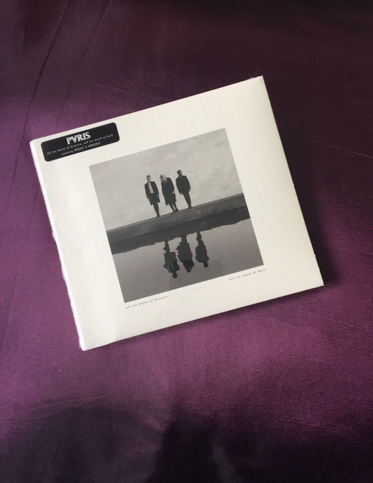 Clarelouise_22's tweet photo. After a day late, it's finally arrived!! This will be on repeat & blasting through my headphones all day ๐๐ค๐ค๐ผ@ThisIsPVRIS #AWKOHAWKOH #Pvris https://t.co/yeVfUdP3vF