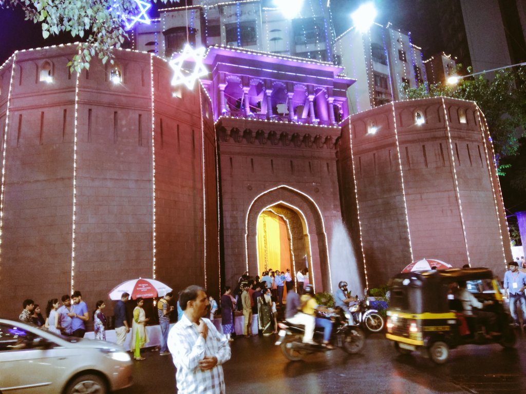 TravelBTW's tweet photo. Tha arrival of Ganpati Bappa has enlivened the Mega City Mumbai..  Stay tuned...  More to come #Ganeshotsav https://t.co/jvjygOb191