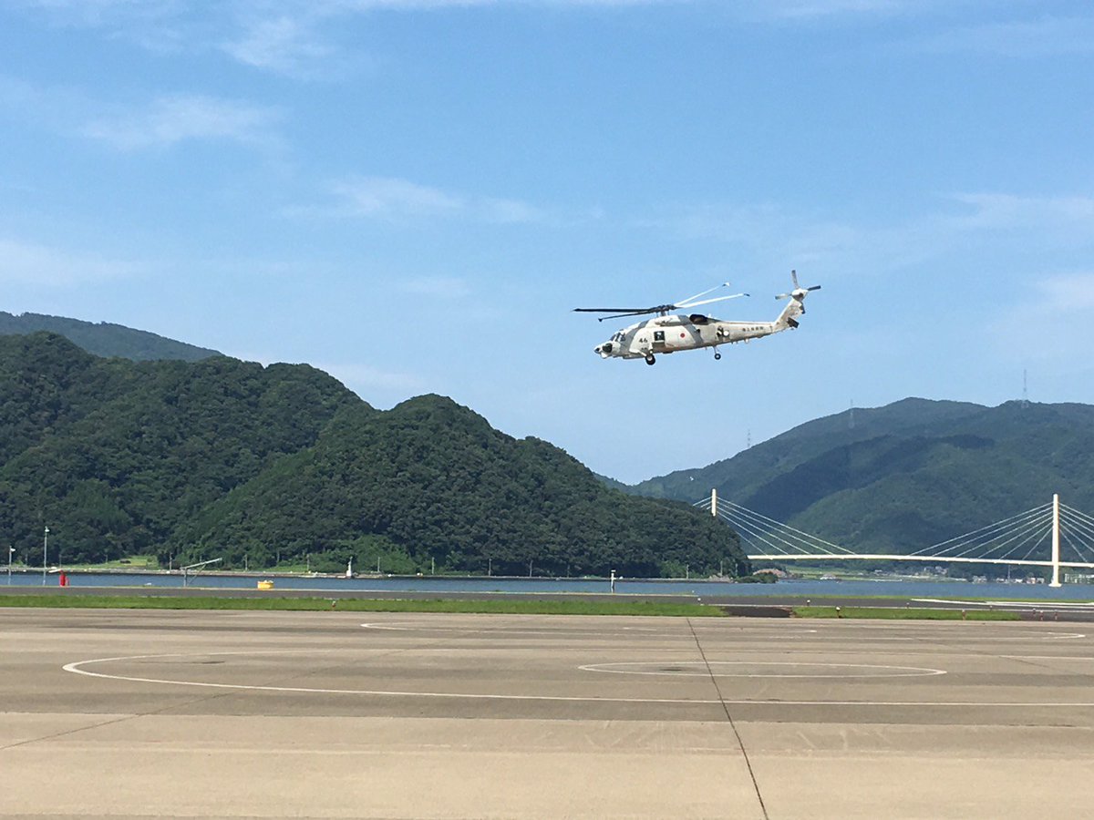 fukui_pco's tweet photo. SHの体験搭乗もしてきました!
#自衛隊 #福井 #福井地本 #地本 #舞鶴 #航空隊 #飛行隊 #23空 #艦載機 #60K #60J #海上自衛隊 #海自 #ヘリ #ヘリコプター #体験搭乗 #体験 https://t.co/VPZhJTDESF