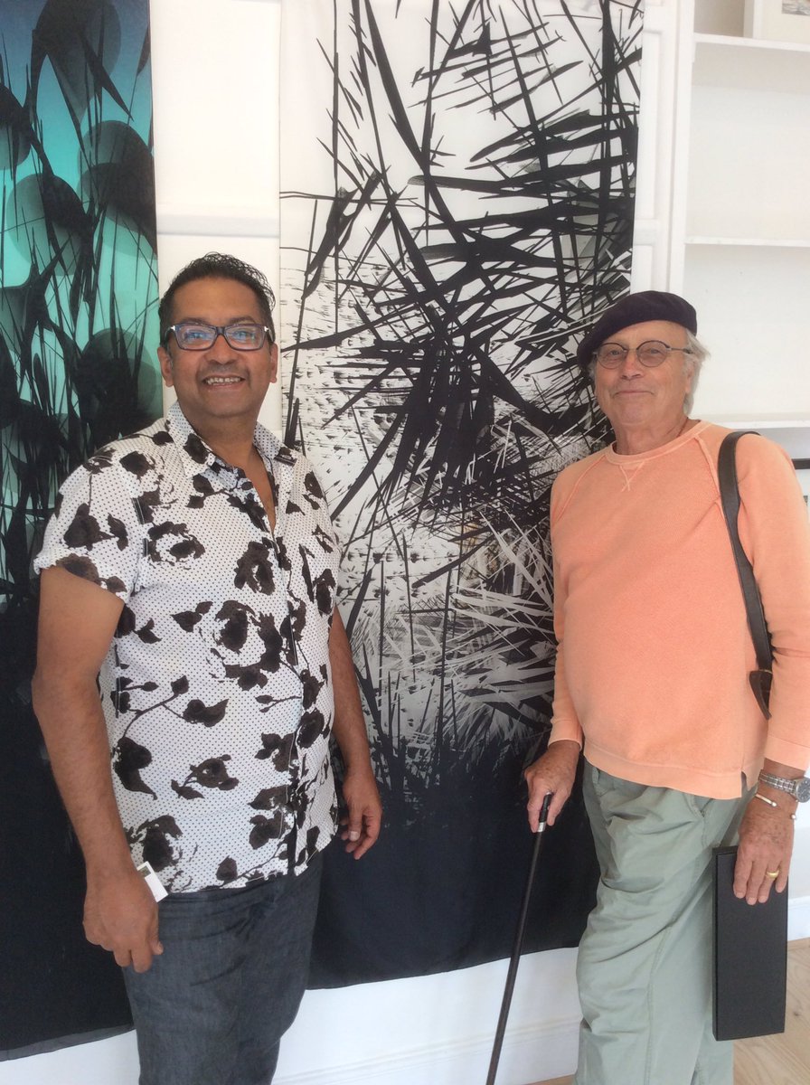 briancoetzeeart's tweet photo. #AlanRoderickJones the set designer of #StarWars popped in to my exhibition today, on until 30 August #AldeburghGallery #coetzee-art https://t.co/AAiudhDeCF