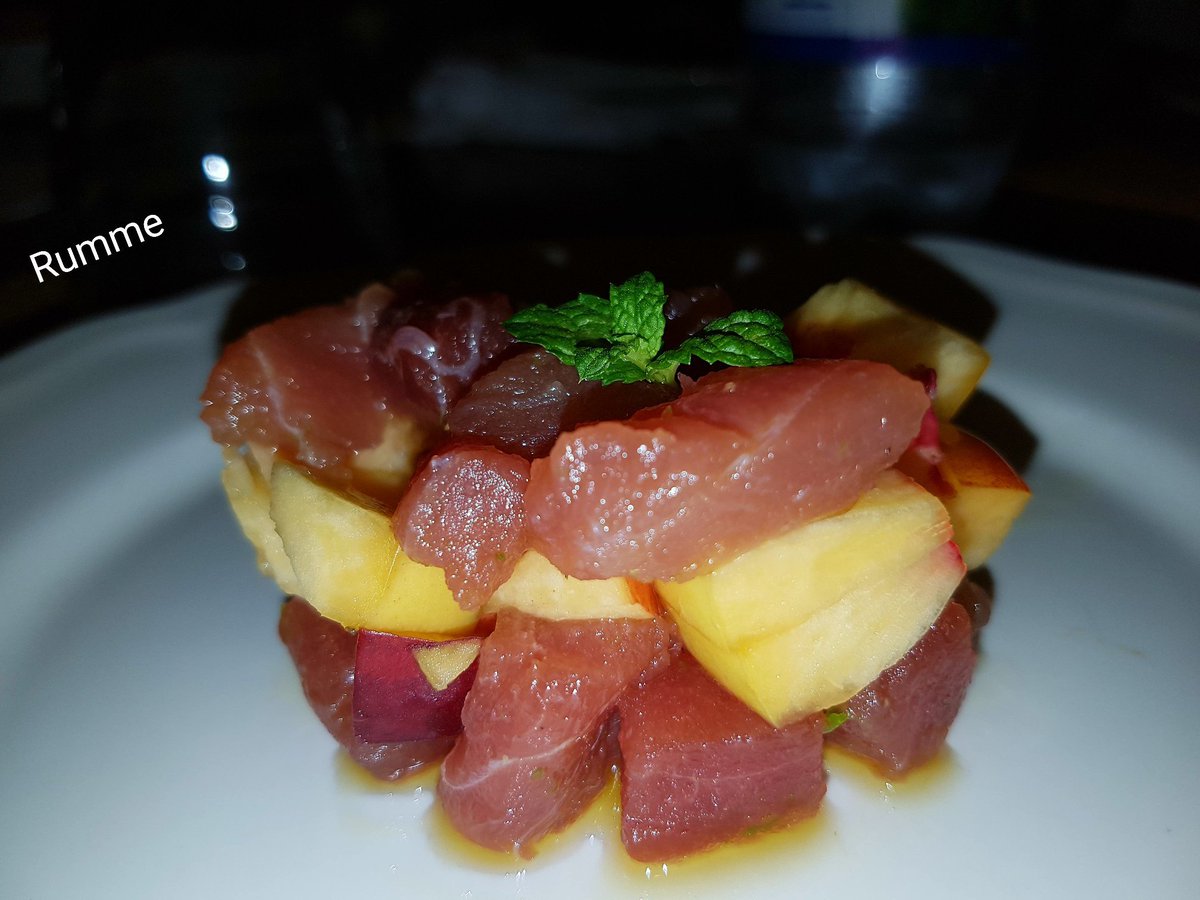 CoRumme's tweet photo. #tartara di #tonno e #pescanoce #alicetv #alicecucina @Giampanet @soniaperonaci @Frbarberini @antoclerici @Antoninochef  @antoniocapitani https://t.co/mBMWOlDhto