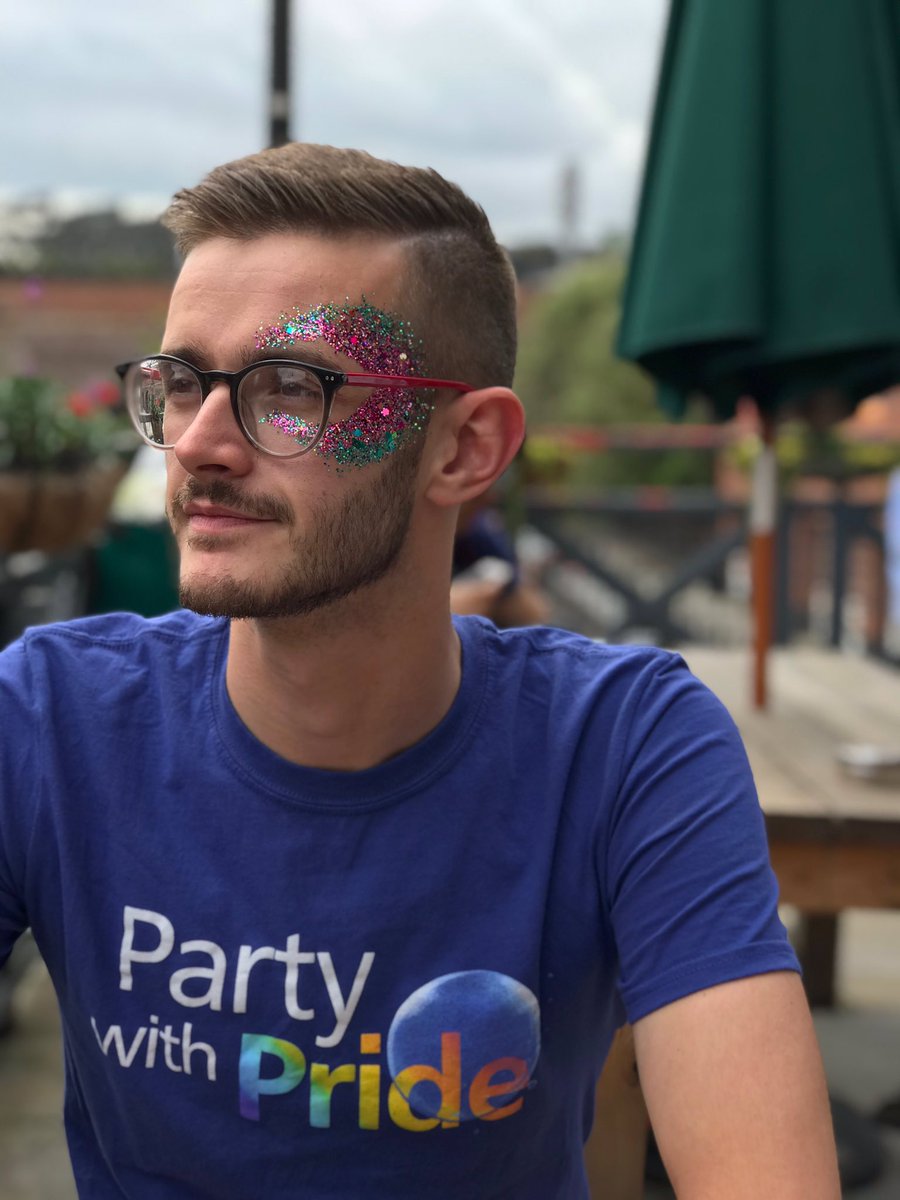 __d4nedison's tweet photo. #O2PrideParty https://t.co/sVTMAIjl7b