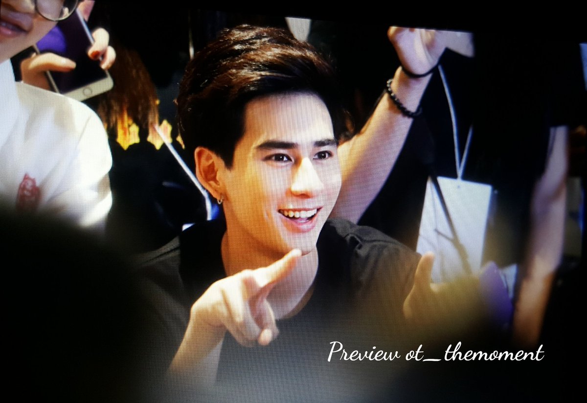 ot_themoment's tweet photo. (170826) Toey in Concert the MIRlastjourney set2
#MIRlastjourney #toeysittiwat https://t.co/6g223PVkCD