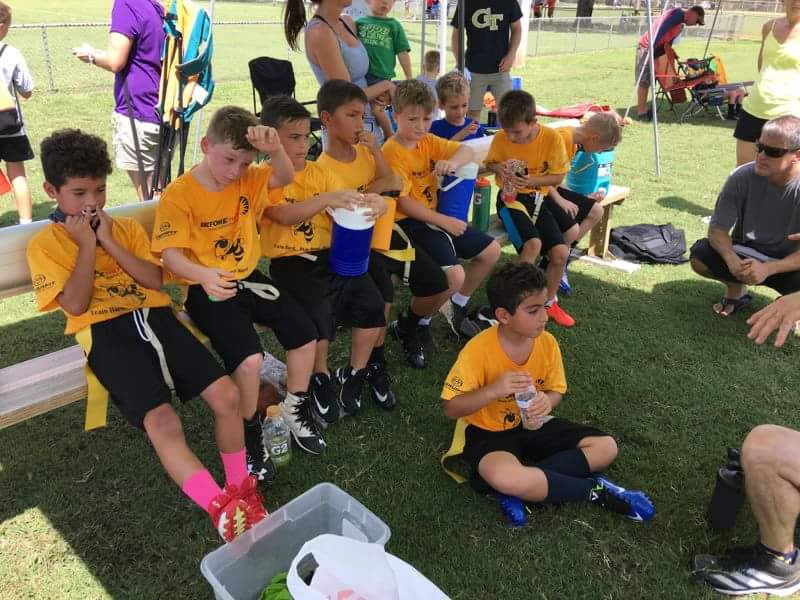 beforethehit's tweet photo. Opening day 8U Yellow Jackets.  Sting 'Em! #beforethehit.org #palflagfootball https://t.co/37CyEsiEmn