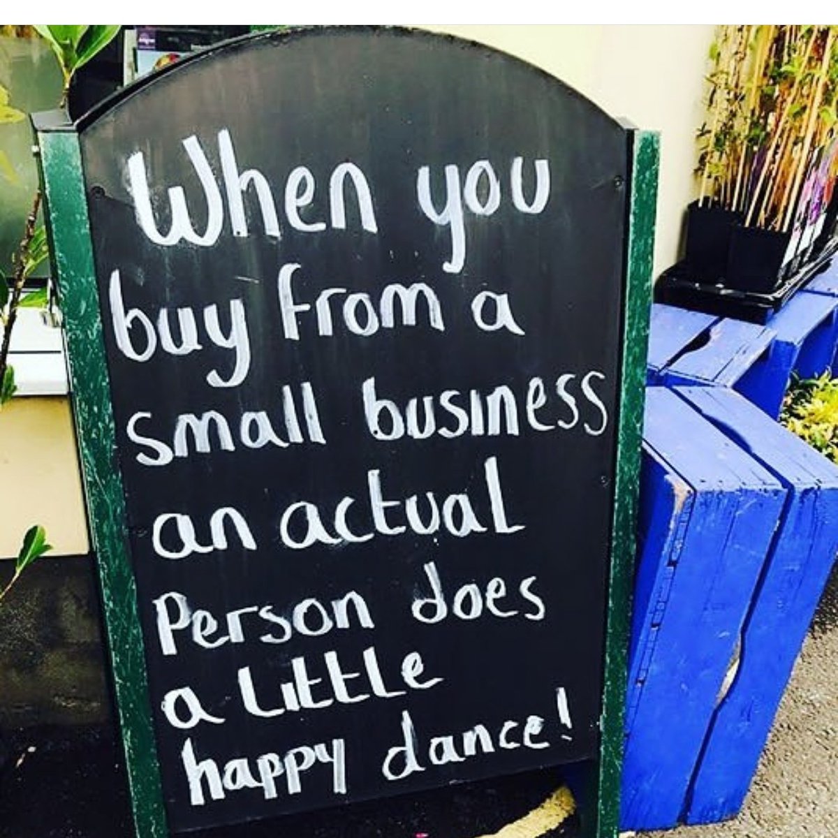 Room 212 tweet media