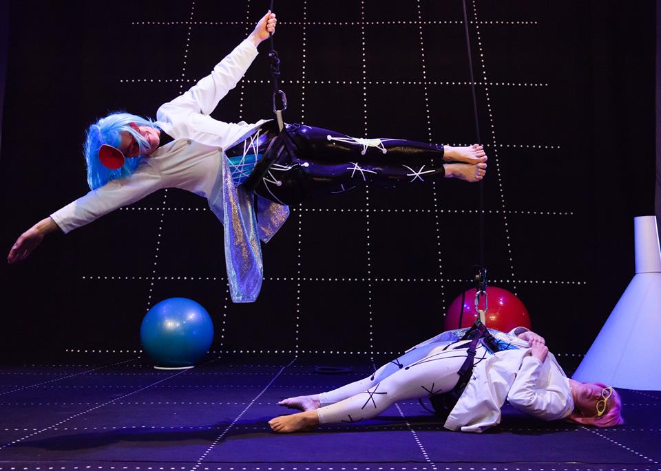 VolcanoUK's tweet photo. Just one more chance for small professors and their folks to catch #FlyingAtoms at #LeithVolcano. 2pm today! #Family #edfringe #Leith https://t.co/b8MoC7jRvs