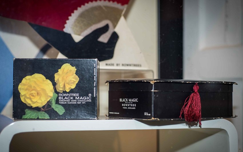 The #Rowntrees Black Magic #chocolate box dates to 1934 - find your favourites in our #chocolate experience. yorkcastlemuseum.org.uk/exhibition/cho…