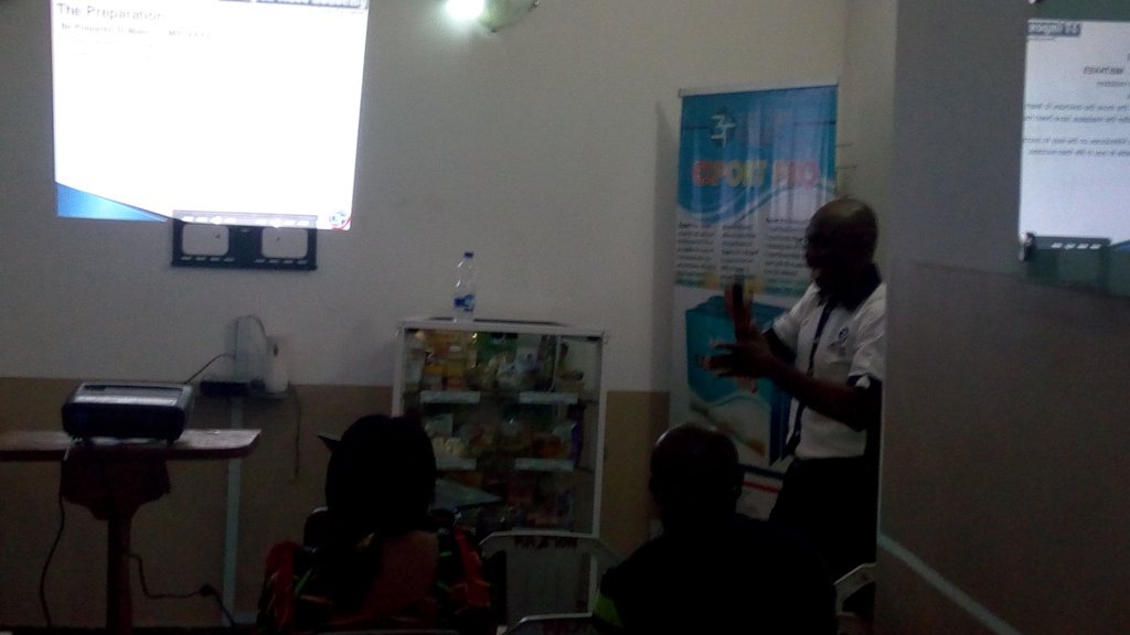 3timpextrade's tweet photo. Happening now. #agroprocessingandpackaging workshop. #agrobusiness https://t.co/drXVzARmfT