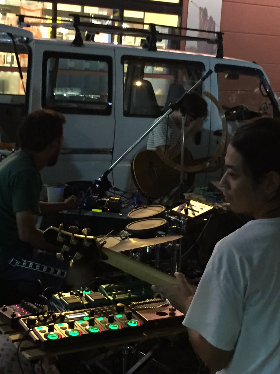 ban082's tweet photo. #キャンドルナイト #shingulou #TOMOSFES #銀山門前通り#安佐南区 https://t.co/qjKCAxW6jt