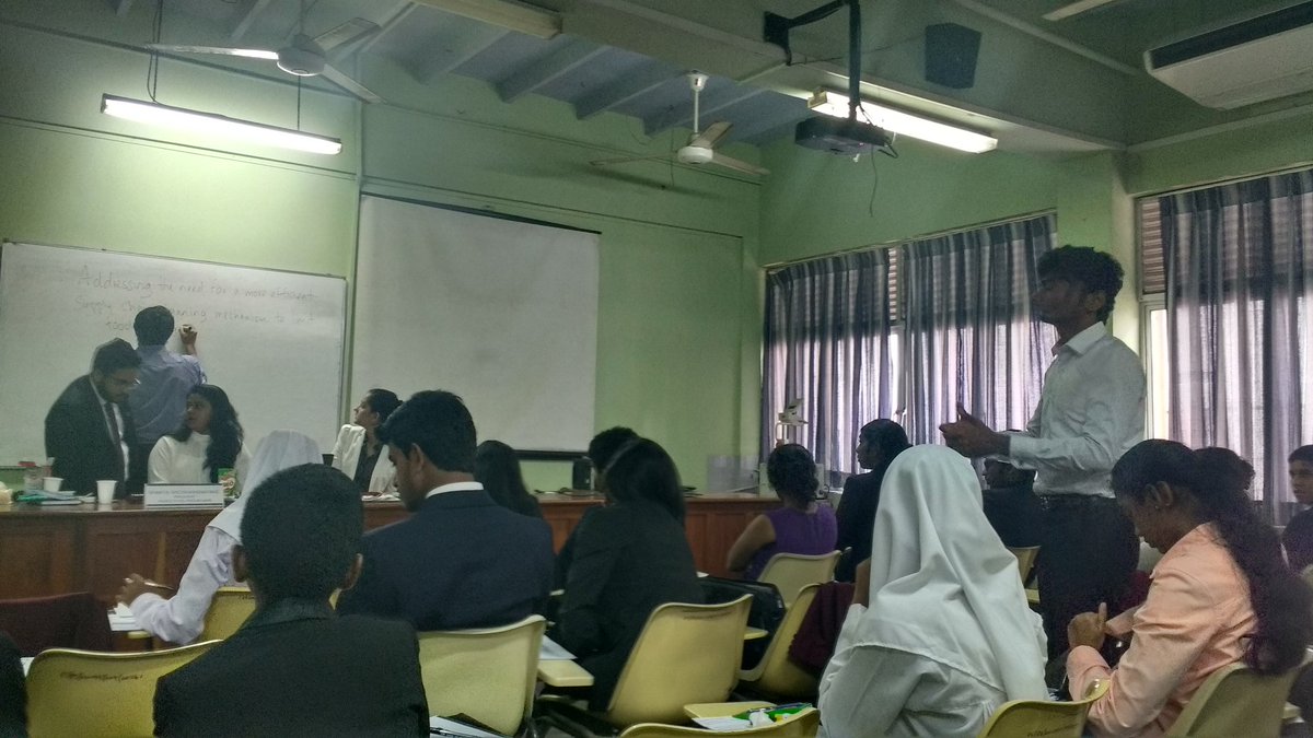 NYMUNSL's tweet photo. #WFP_NYMUN is discussing supply chain planning to curb food shortages in conflict zones #NYMUN2017 https://t.co/apCfaq7yBk